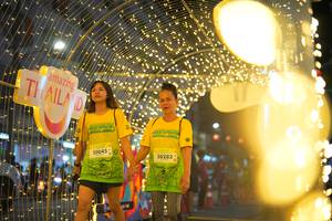 BIB: 50045, 50282
                            <button type="button" onclick="openModal(21750718)" class="btn btn-primary btn-sm float-right btn-popup" data-toggle="modal" data-target=".modal-high-quality">
                        <i class="fas fa-shopping-cart"></i> Add to Cart
                    </button>
                                            <button type="button" onclick="isThisMe(21750718, true)" class="btn btn-success btn-sm float-right btn-popup btn-isme hidden" data-toggle="tooltip" data-placement="bottom" title="นี่คือรูปของคุณใช่ไหม คลิกที่นี่เพื่อเอาเข้าอัลบั้ม">
                        <i class="fas fa-plus"></i> Add to album
                    </button>
                    <button type="button" onclick="isThisMe(21750718, false)" class="btn btn-warning btn-sm float-right btn-popup btn-isnotme hidden">
                        <i class="fas fa-ban"></i> Remove from album
                    </button>